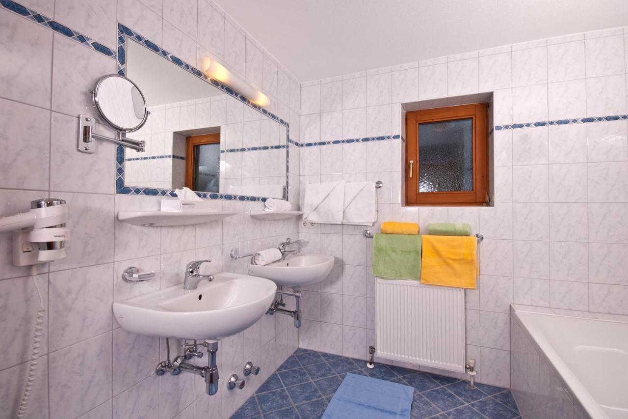 Appartements Wasserfaelle Mayrhofen Exterior photo